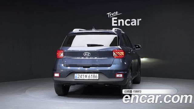 Hyundai Venue 2023 — photo 4