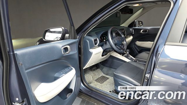 Hyundai Venue 2023 — photo 10