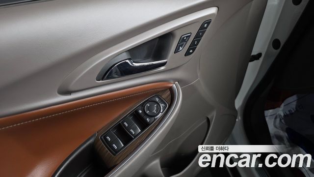 Chevrolet Korea Malibu 2017 — photo 18