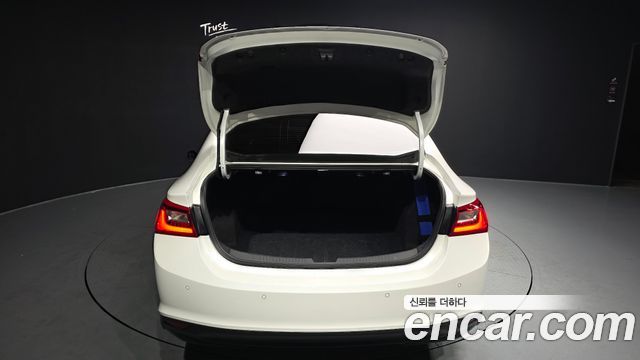Chevrolet Korea Malibu 2017 — photo 20