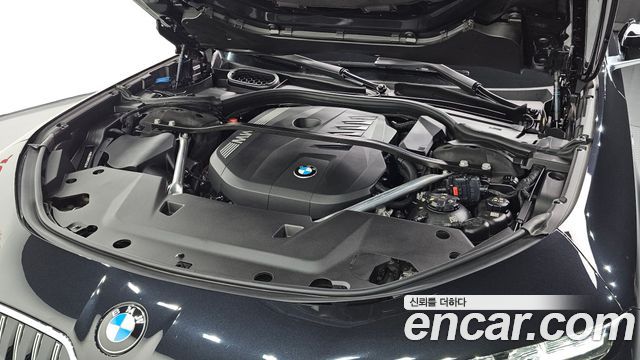 BMW 7-Series 2023 — photo 6