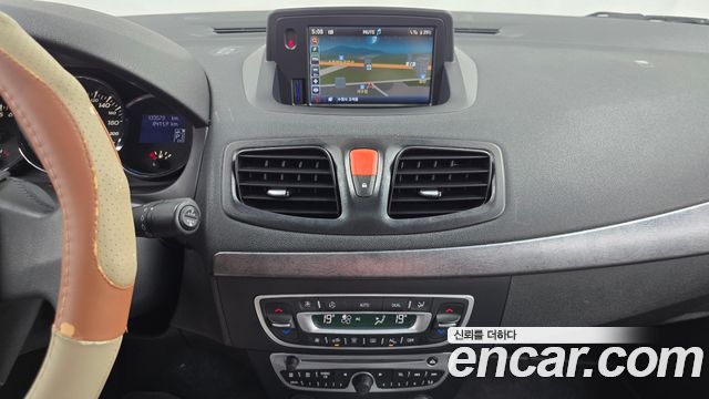 Renault Korea SM3 2010 — photo 13