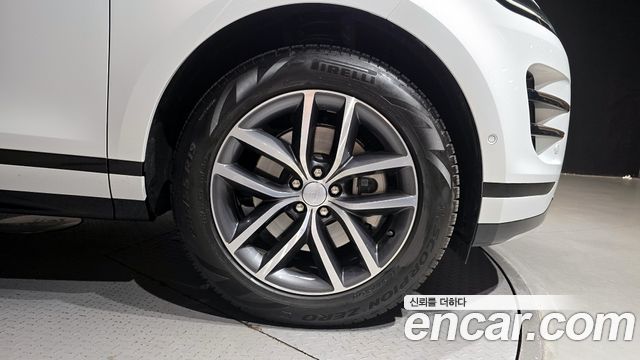 Land Rover Range Rover Evoque 2024 — photo 5