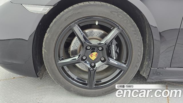 Porsche 718 2020 — photo 5
