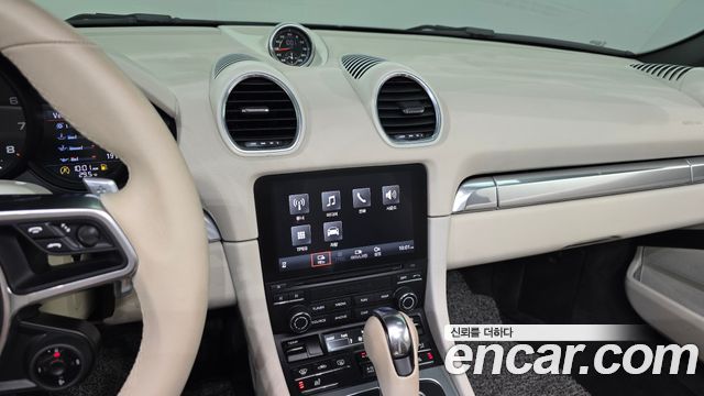 Porsche 718 2020 — photo 25