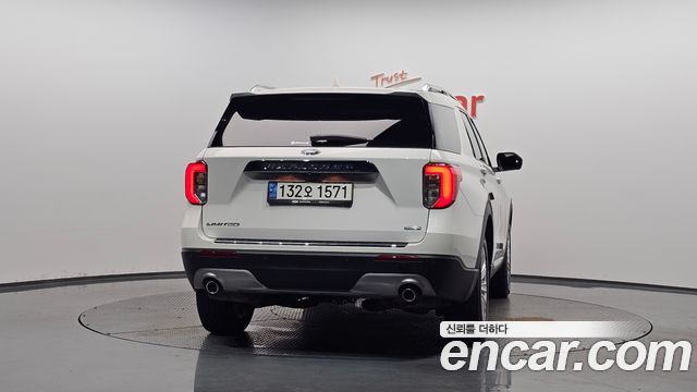 Ford Explorer 2020 — photo 4