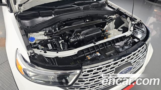 Ford Explorer 2020 — photo 6