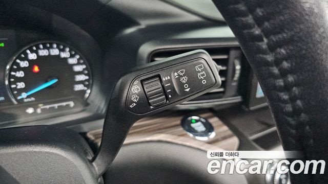 Ford Explorer 2020 — photo 22
