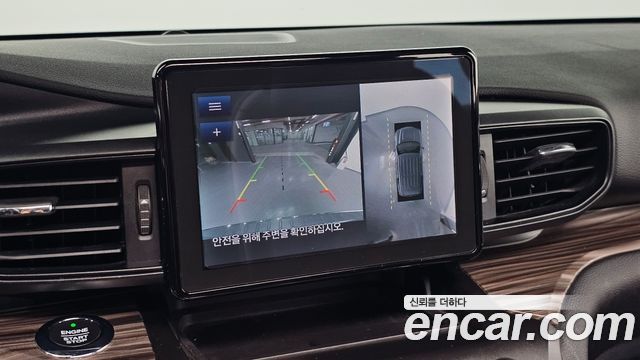 Ford Explorer 2020 — photo 24