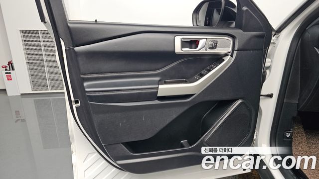 Ford Explorer 2020 — photo 14