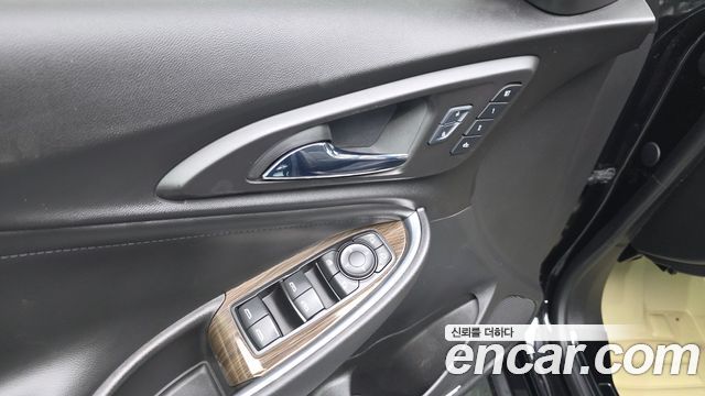 Chevrolet Korea Malibu 2017 — photo 30