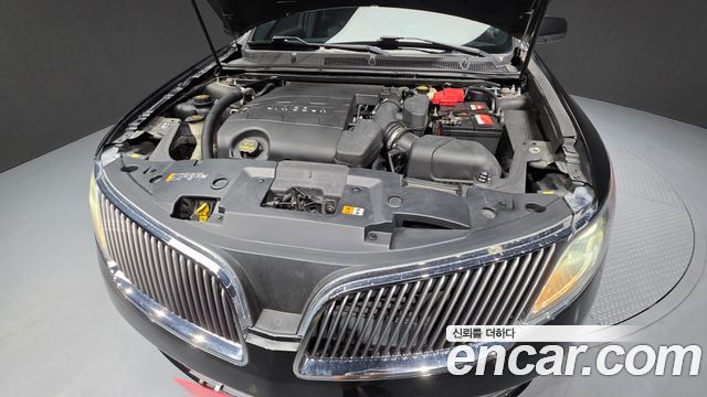 Lincoln MKS 2014 — photo 6