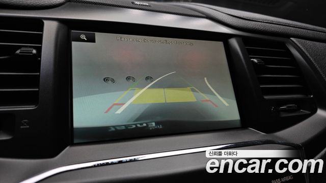 Lincoln MKS 2014 — photo 19