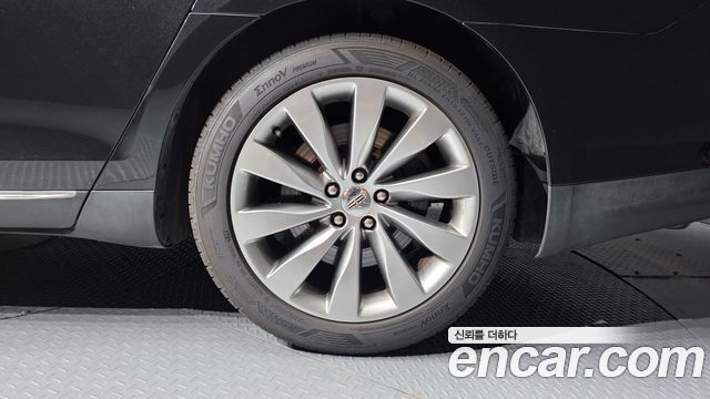 Lincoln MKS 2014 — photo 7