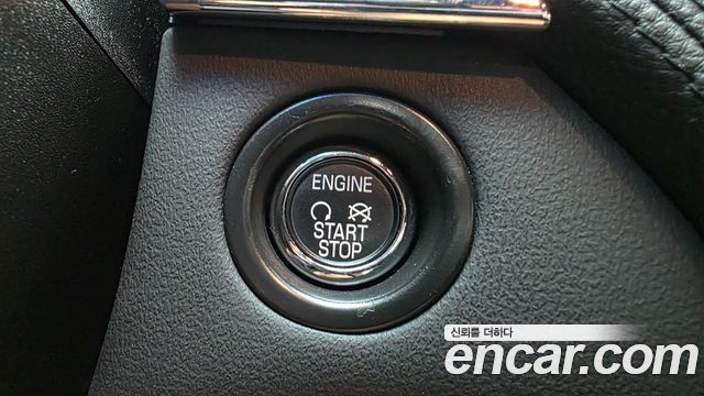 Lincoln MKS 2014 — photo 27
