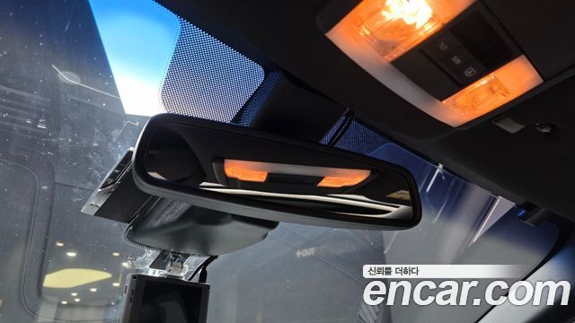 Lincoln MKS 2014 — photo 31