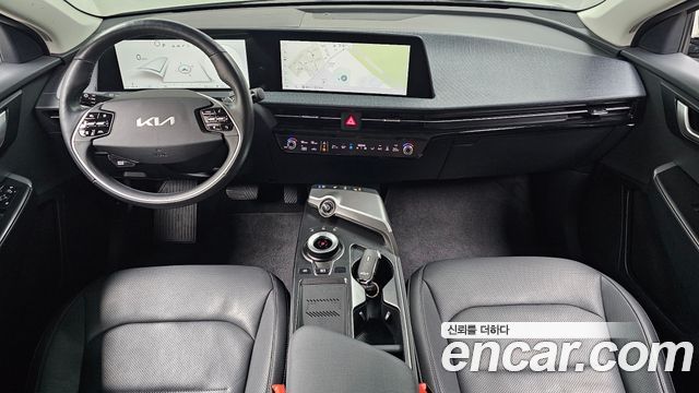 Kia EV6 2023 — photo 10