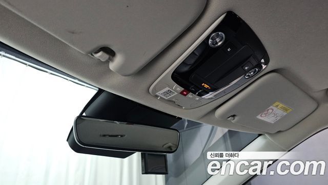 Kia EV6 2023 — photo 22