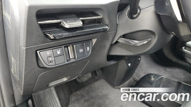Kia EV6 2023 — photo 23