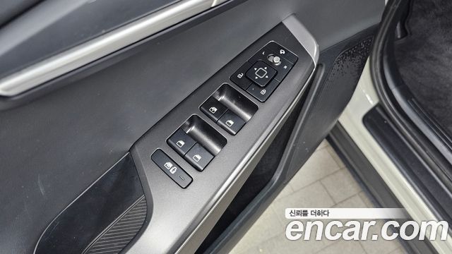 Kia EV6 2023 — photo 25