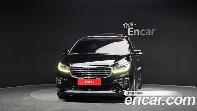 Kia Canival 2020 — photo 3