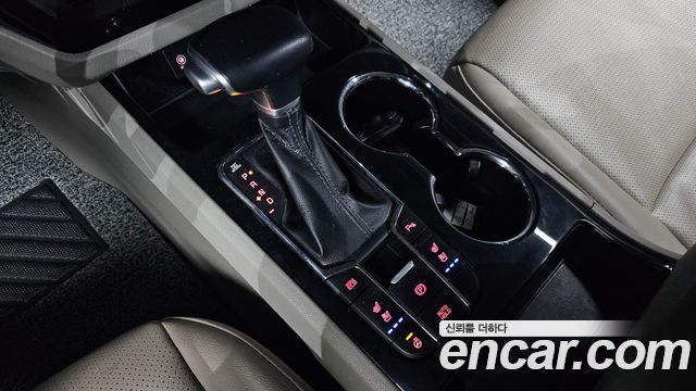 Kia Canival 2020 — photo 12