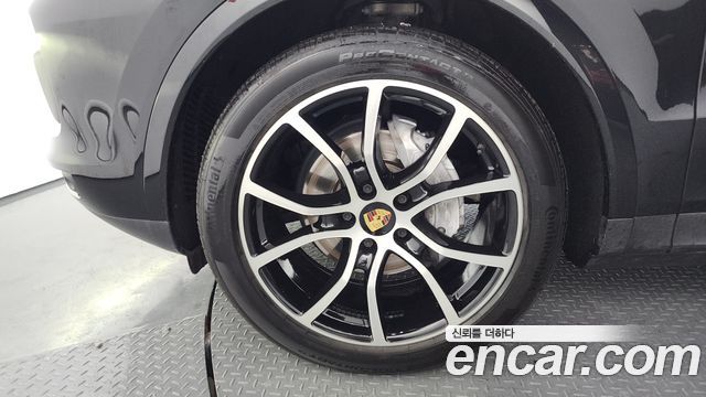 Porsche Cayenne 2022 — photo 5