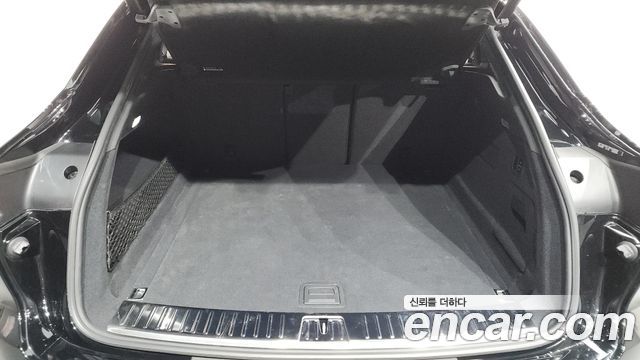 Porsche Cayenne 2022 — photo 23