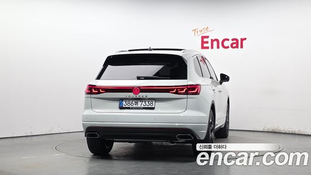 Volkswagen Touareg 2026 — photo 4