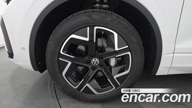 Volkswagen Touareg 2026 — photo 5