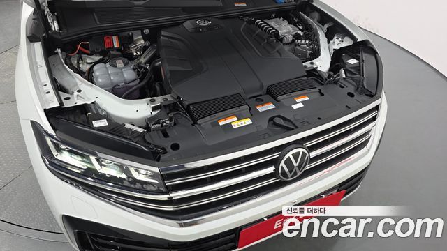 Volkswagen Touareg 2026 — photo 6