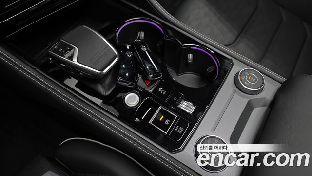 Volkswagen Touareg 2026 — photo 9