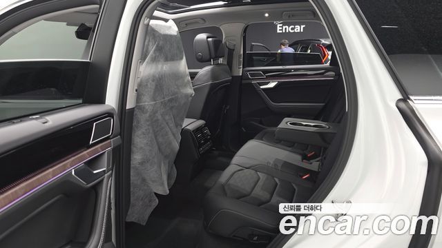 Volkswagen Touareg 2026 — photo 11