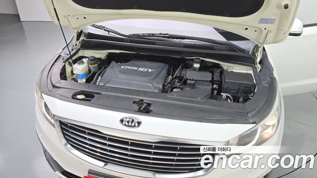 Kia Canival 2015 — photo 6