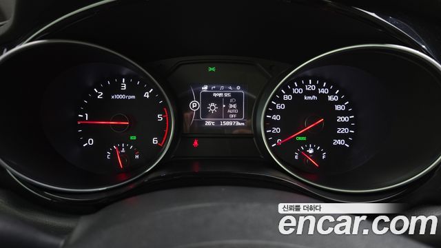 Kia Canival 2015 — photo 8