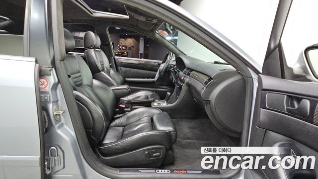 Audi RS6 2003 — photo 12