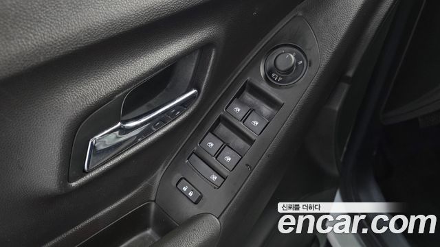 Chevrolet Korea Trax 2018 — photo 25