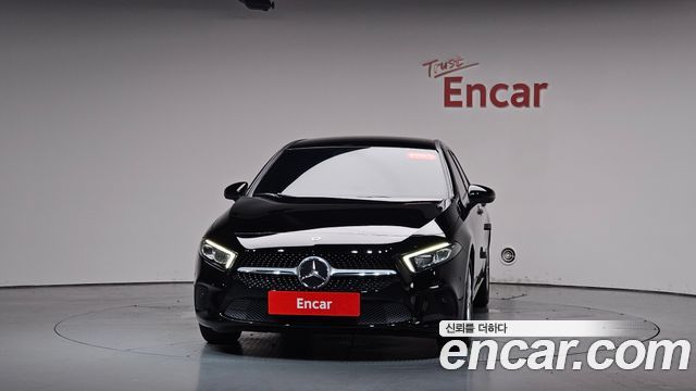 Mercedes-Benz A-Class 2020 — photo 3