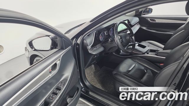 Hyundai Grandeur 2022 — photo 11