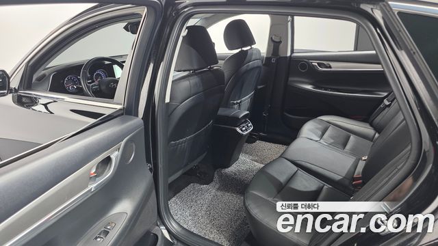 Hyundai Grandeur 2022 — photo 17