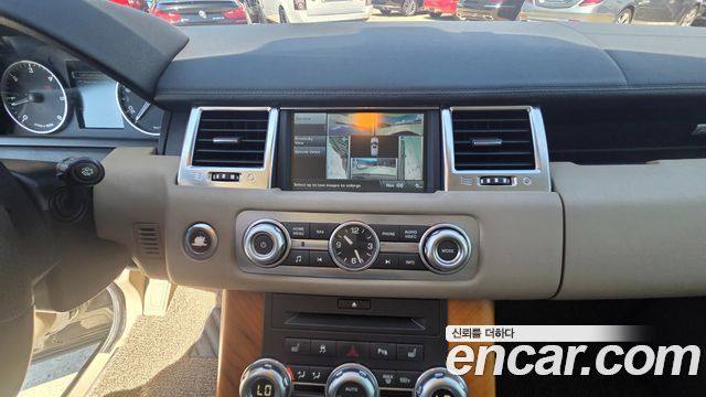 Land Rover Range Rover Sport 2010 — photo 13