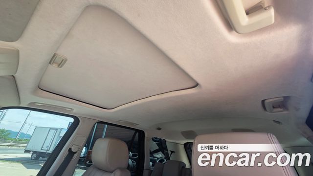 Land Rover Range Rover Sport 2010 — photo 17