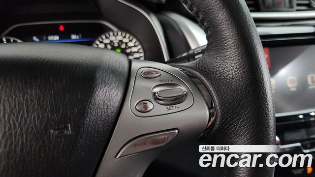 Nissan Murano 2016 — photo 15