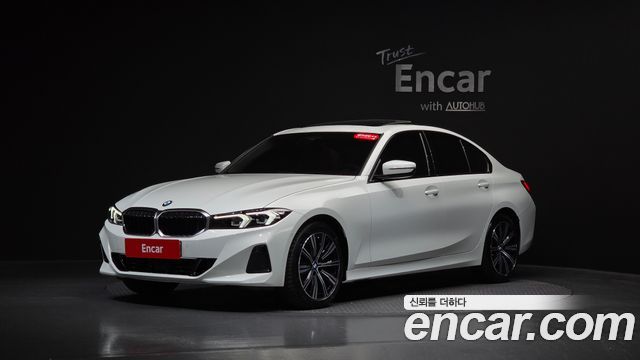 BMW 3-Series 2025 — photo 37
