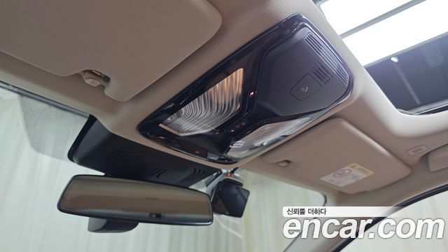 BMW 3-Series 2025 — photo 24