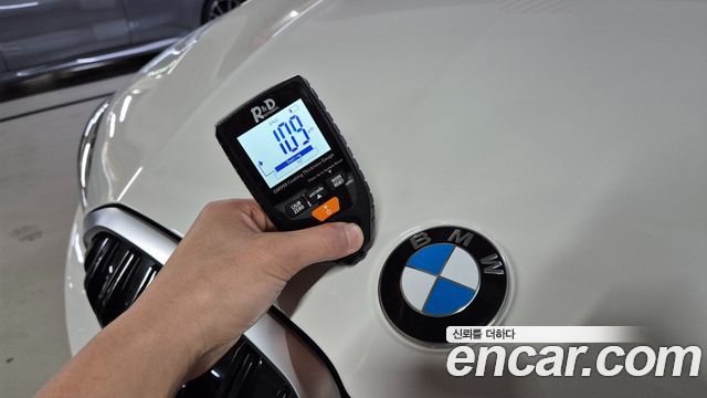 BMW 3-Series 2025 — photo 35