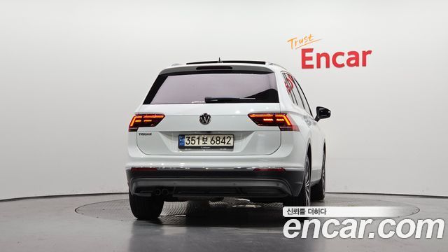 Volkswagen Tiguan 2020 — photo 4