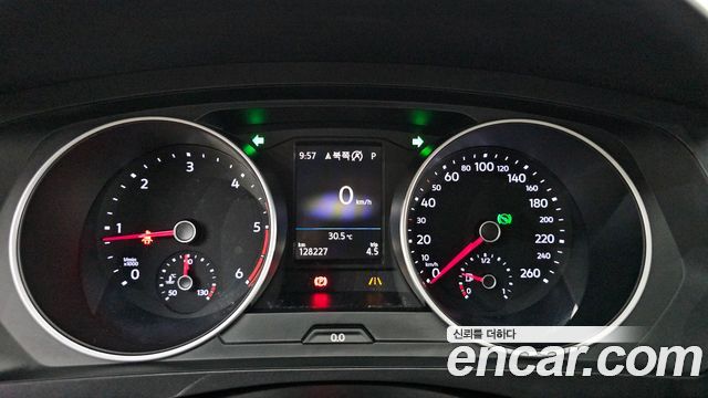 Volkswagen Tiguan 2020 — photo 11