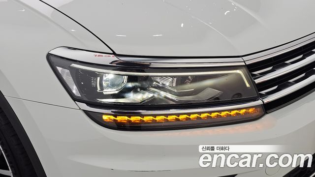 Volkswagen Tiguan 2020 — photo 8