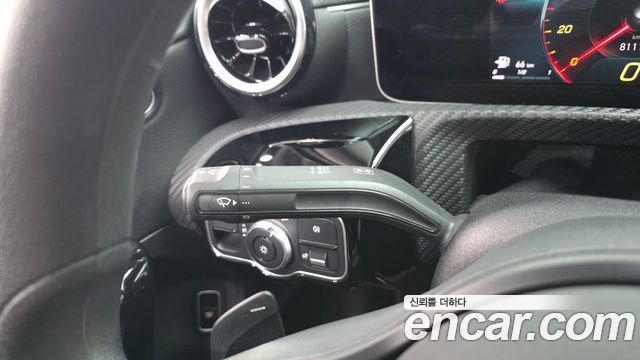 Mercedes-Benz A-Class 2020 — photo 25